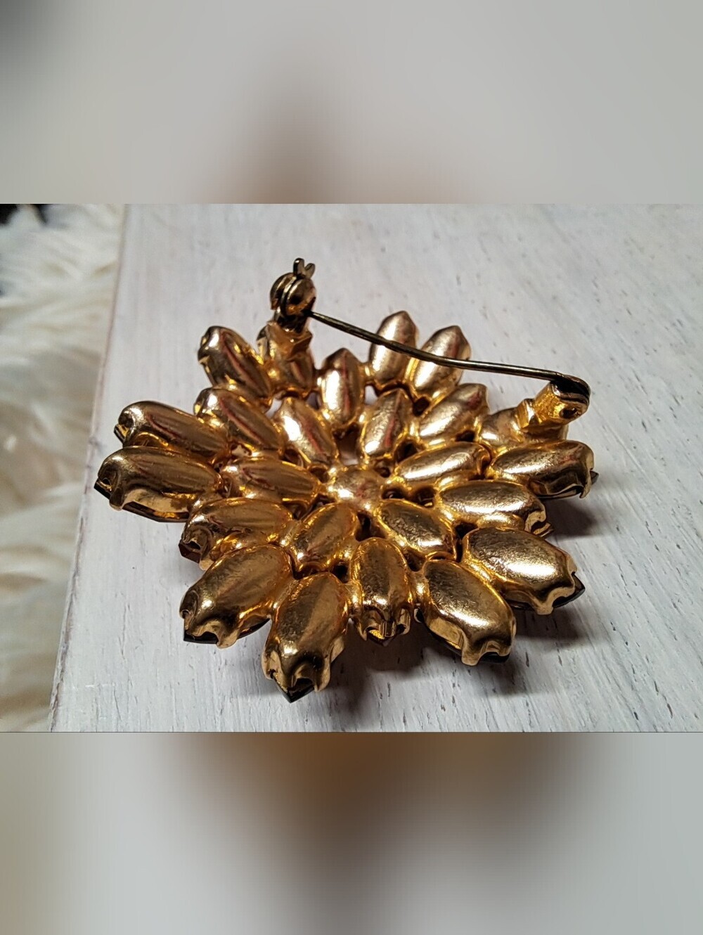 Vintage Sparkling Amber and Smoky Crystal Flower Brooch - Picture 5 of 6
